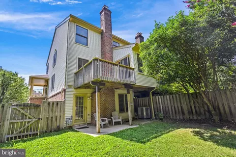 6315 Millwood Cir, Springfield, VA 22152 photo 3