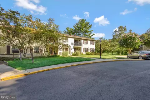 5803 D Rexford Dr #814, Springfield, VA 22152 photo 4