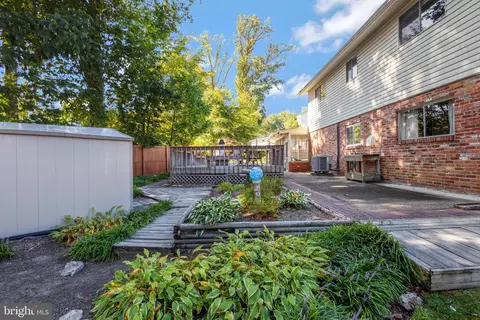 8905 Victoria Rd, Springfield, VA 22151 photo 40