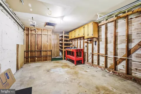 8905 Victoria Rd, Springfield, VA 22151 photo 39