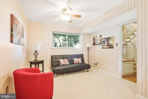 8905 Victoria Rd, Springfield, VA 22151 photo 15