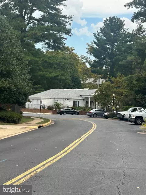 7721 Tremayne Pl #304, Mclean, VA 22102 photo 5