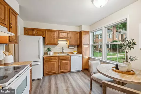 7067 Leestone St, Springfield, VA 22151 photo 11
