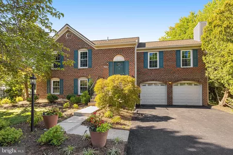 13346 Point Rider Ln, Herndon, VA 20171