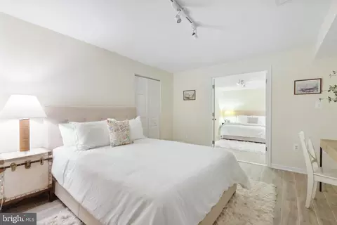 1720 Chesterbrook Vale Ct, Mclean, VA 22101 photo 40