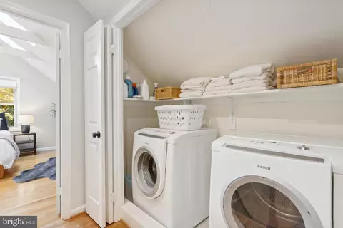 1720 Chesterbrook Vale Ct, Mclean, VA 22101 photo 25