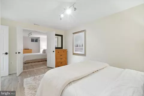 1720 Chesterbrook Vale Ct, Mclean, VA 22101 photo 39