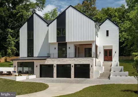 5914 Woodley Rd, Mclean, VA 22101