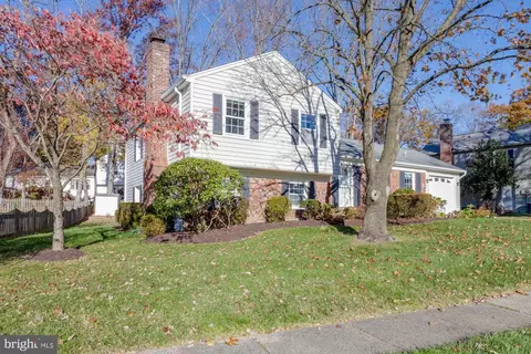 9306 Winbourne Rd, Burke, VA 22015 photo 39