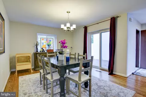 1621 Inlet Ct, Reston, VA 20190 photo 7