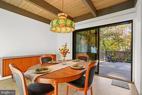 12107 Stirrup Rd, Reston, VA 20191 photo 20
