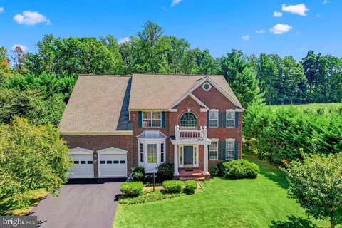 13198 Austrian Pine Ct, Fairfax, VA 22030