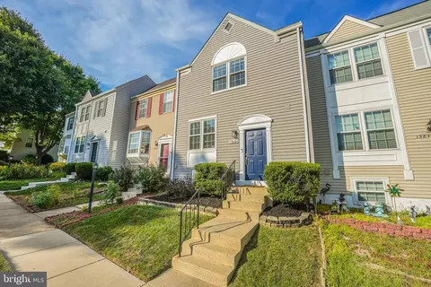 13846 Laura Ratcliff Ct, Centreville, VA 20121