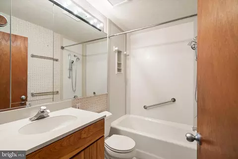 11233 S Shore Rd, Reston, VA 20190 photo 29