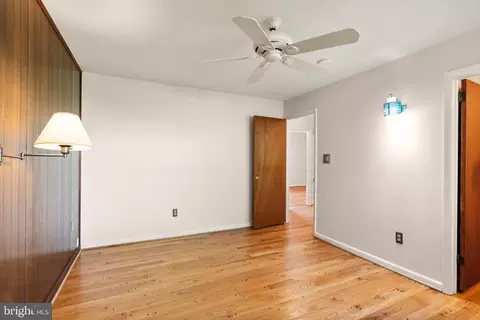 11233 S Shore Rd, Reston, VA 20190 photo 31