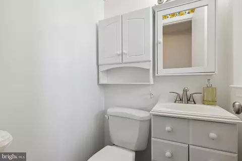6715 Bellamy Ave, Springfield, VA 22152 photo 18