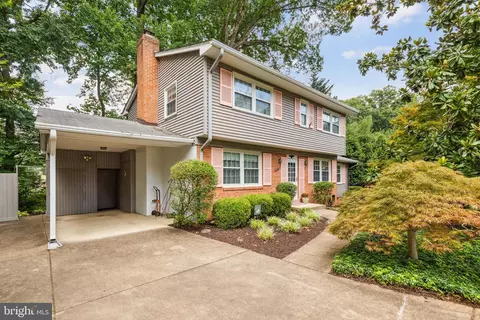 6715 Bellamy Ave, Springfield, VA 22152