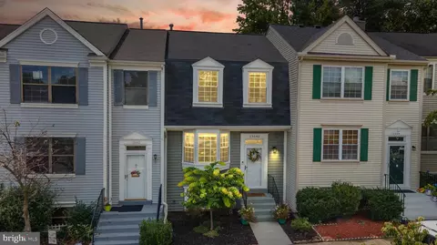 13640 Wildflower Ln, Clifton, VA 20124
