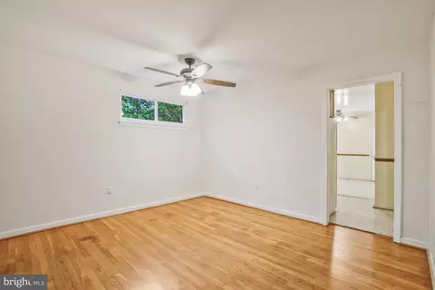 6808 Vienna Ct, Springfield, VA 22152 photo 12