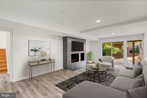 11446 Links Dr, Reston, VA 20190 photo 51
