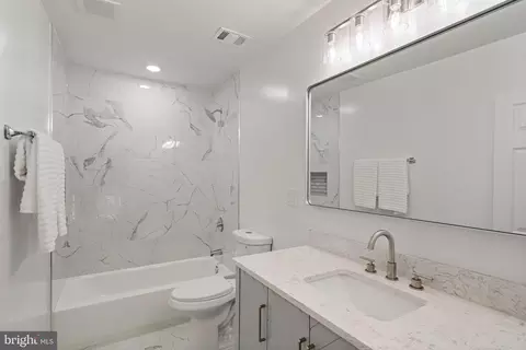 11446 Links Dr, Reston, VA 20190 photo 40