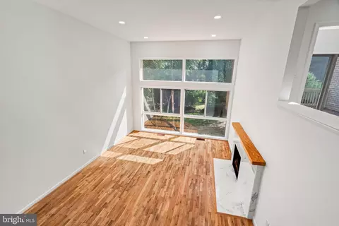 11446 Links Dr, Reston, VA 20190 photo 29