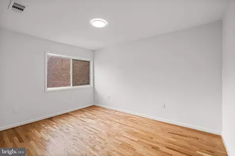 11446 Links Dr, Reston, VA 20190 photo 34