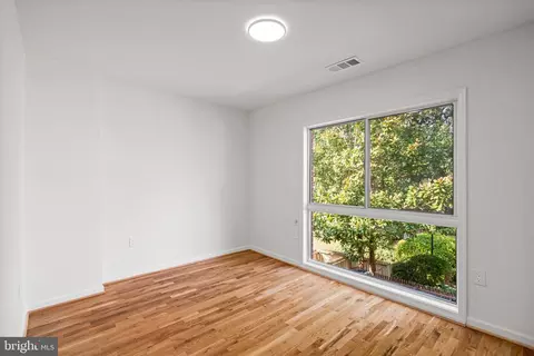 11446 Links Dr, Reston, VA 20190 photo 36