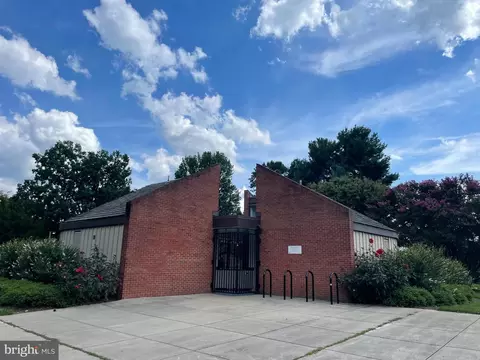 11446 Links Dr, Reston, VA 20190 photo 76