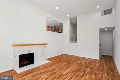 11446 Links Dr, Reston, VA 20190 photo 26