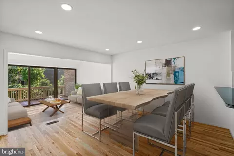 11446 Links Dr, Reston, VA 20190 photo 15