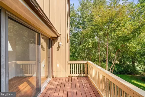 11446 Links Dr, Reston, VA 20190 photo 22