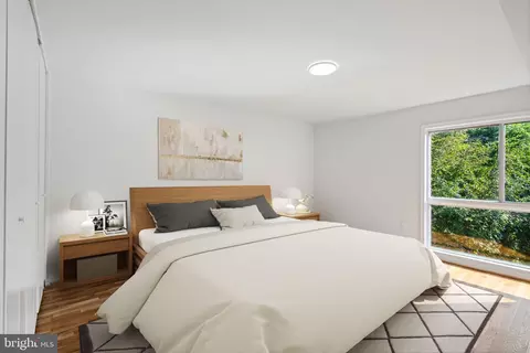 11446 Links Dr, Reston, VA 20190 photo 42