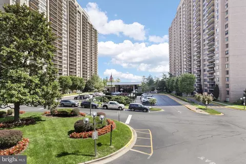 3705 S George Mason Dr #2008S, Falls Church, VA 22041