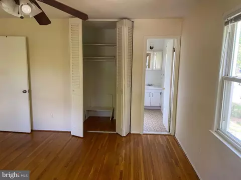6519 Greenview Ln, Springfield, VA 22152 photo 25