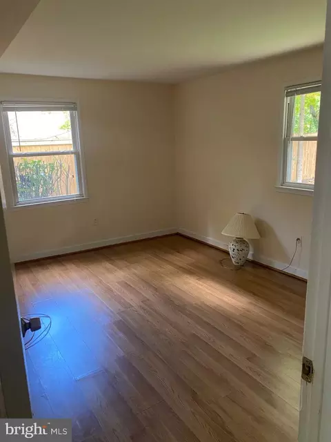 6519 Greenview Ln, Springfield, VA 22152 photo 32