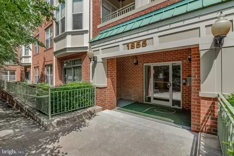 1855 Stratford Park Pl #302, Reston, VA 20190