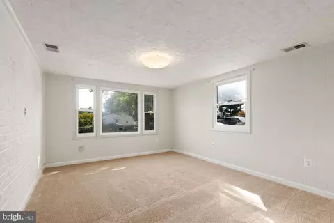 5420 Gainesville Rd, Springfield, VA 22151 photo 17