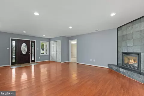 5420 Gainesville Rd, Springfield, VA 22151 photo 4