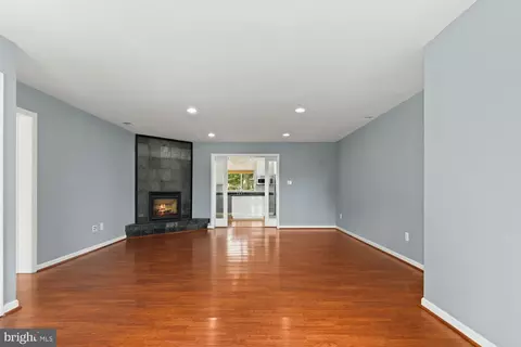 5420 Gainesville Rd, Springfield, VA 22151 photo 8