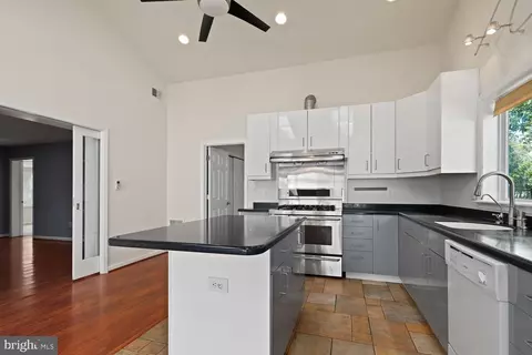 5420 Gainesville Rd, Springfield, VA 22151 photo 12