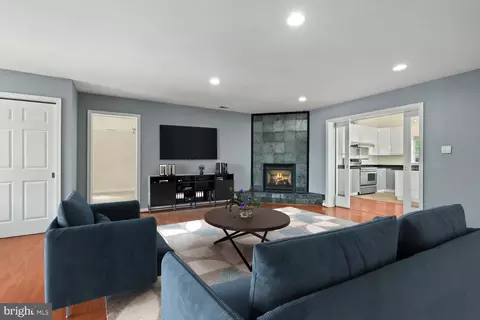 5420 Gainesville Rd, Springfield, VA 22151 photo 6