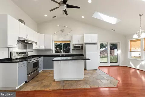 5420 Gainesville Rd, Springfield, VA 22151 photo 9