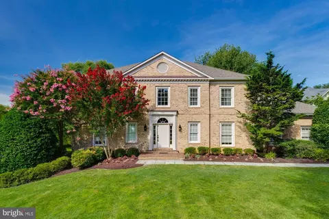 1906 Ballycor Dr, Vienna, VA 22182