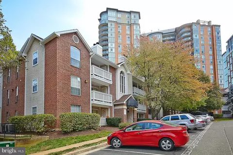 1513 Lincoln Way #301, Mclean, VA 22102