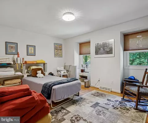 2403 Bugle Ln, Reston, VA 20191 photo 20