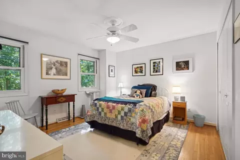 2403 Bugle Ln, Reston, VA 20191 photo 12