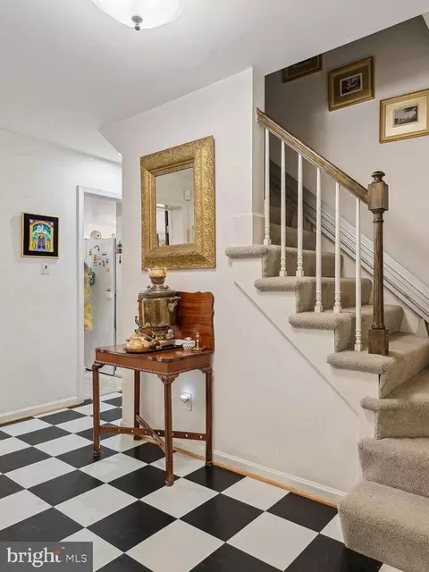 2403 Bugle Ln, Reston, VA 20191 photo 8
