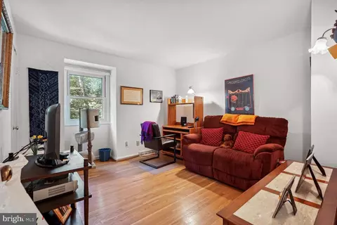 2403 Bugle Ln, Reston, VA 20191 photo 18