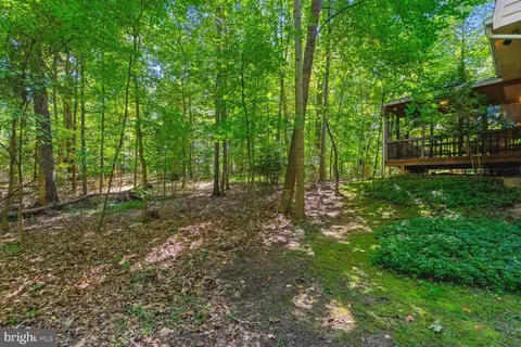 2403 Bugle Ln, Reston, VA 20191 photo 6